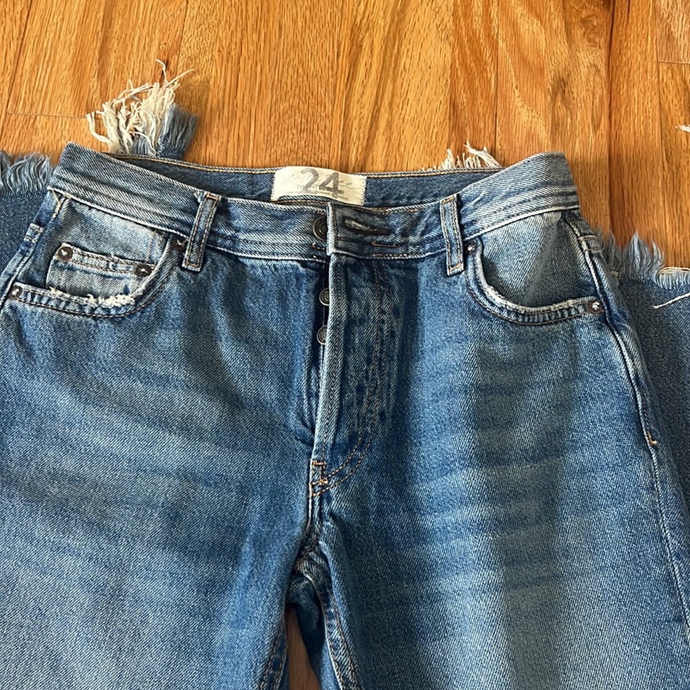 Free People - Picture 2 of 2